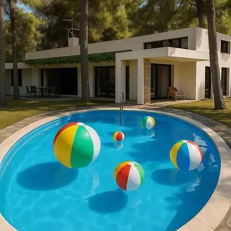 Sparkling Sani Getaway - Nefeli's Summer Paradise *