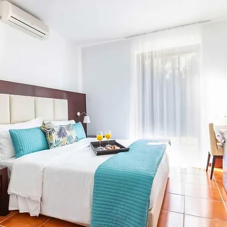 Sparkling Sani Getaway - Nefeli's Summer Paradise Sani (Chalkidiki)